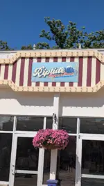 new-restaurant-opened-up-by-the-boardwalk-shoreline-pier-at-v0-40i4vjsxwa8h1.webp